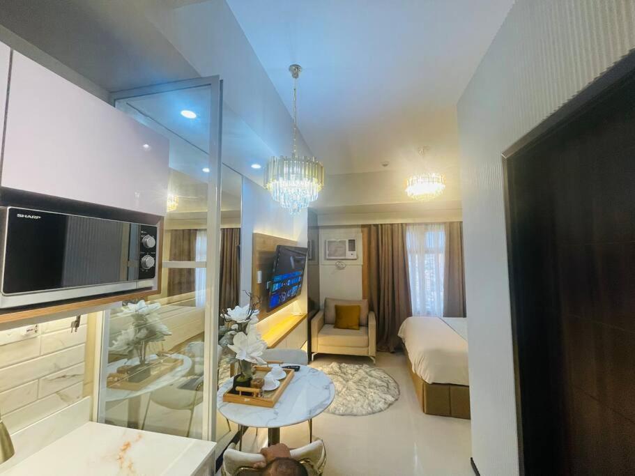 Marias Suite Near Manila Bay Free Use Of Pool Exterior foto