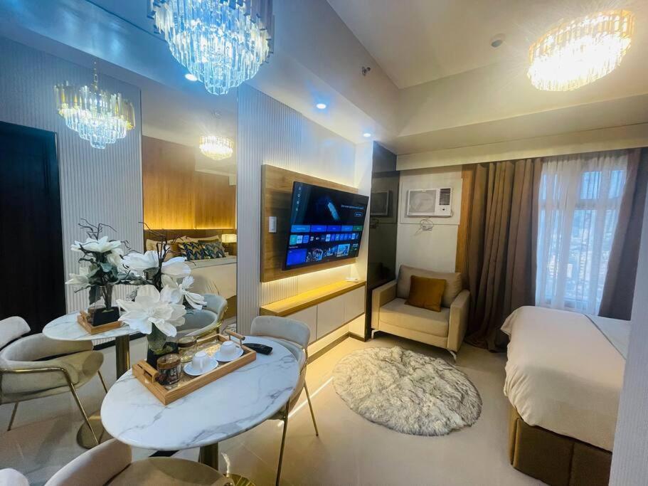 Marias Suite Near Manila Bay Free Use Of Pool Exterior foto