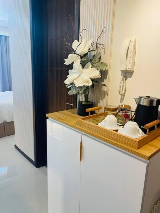 Marias Suite Near Manila Bay Free Use Of Pool Exterior foto