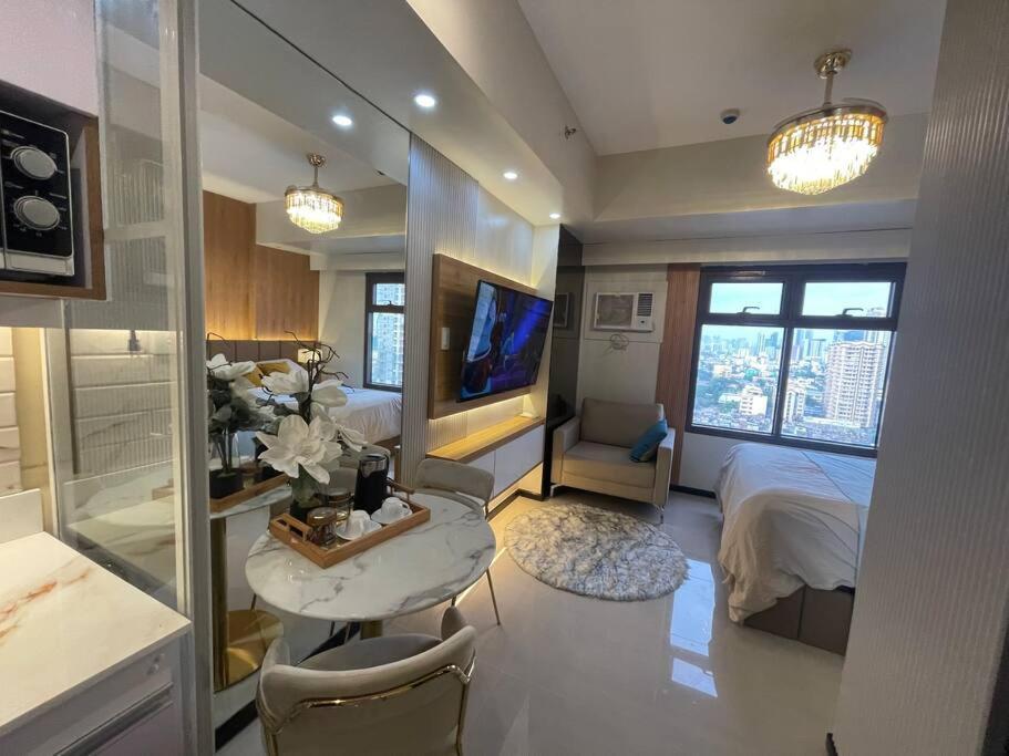 Marias Suite Near Manila Bay Free Use Of Pool Exterior foto